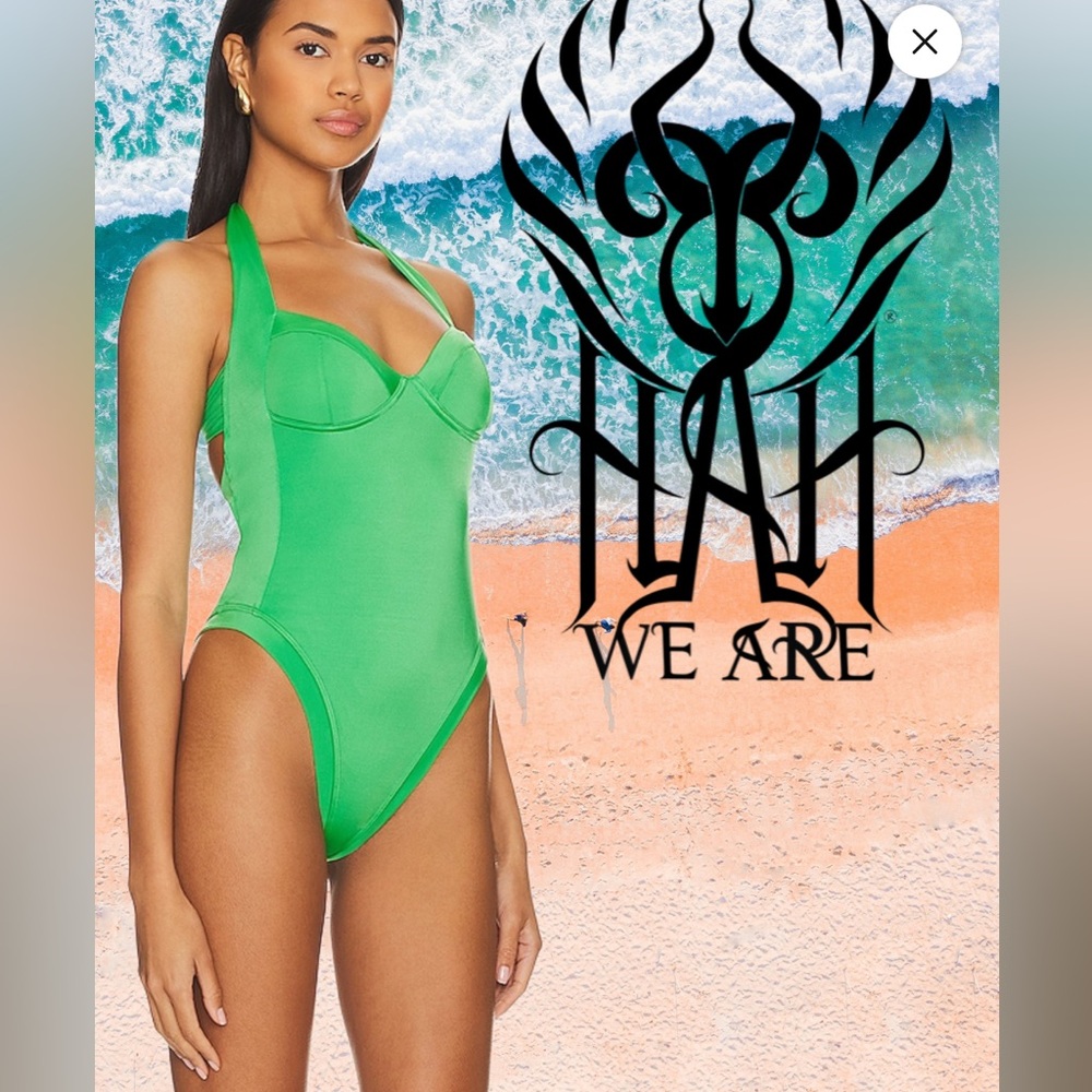 We r huh Size M Pull Thru 1PC Green With Envy / GWEN brand new in original bag